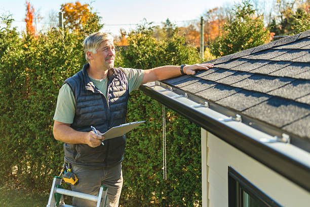 Professional Metal Roofing technician working in Waring, TX
